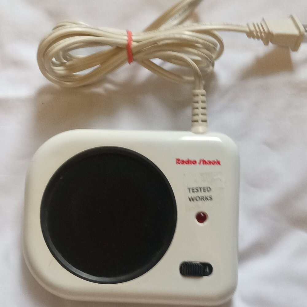 Radio Shack Coffee Tea Beverage Warmer 23 Watts White, Home Office Use Working